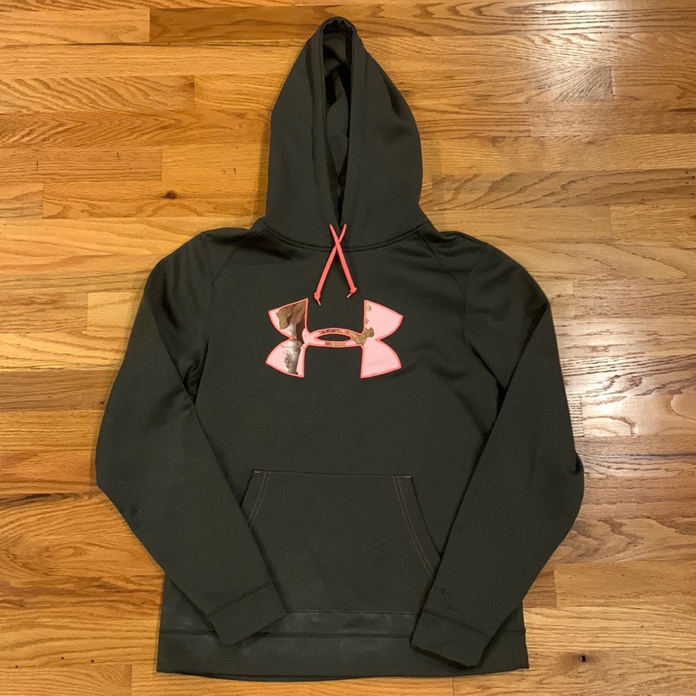 Women under Armour pull over